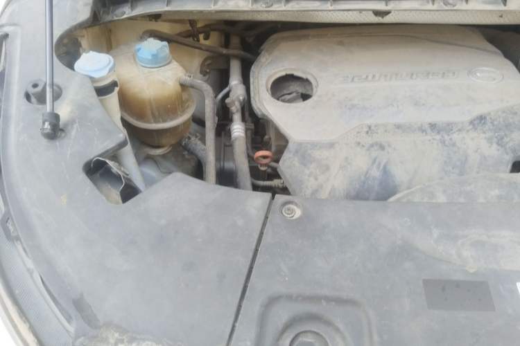 Used GAC Trumpchi M8 2018 320T Luxury Edition Engine Bay Right