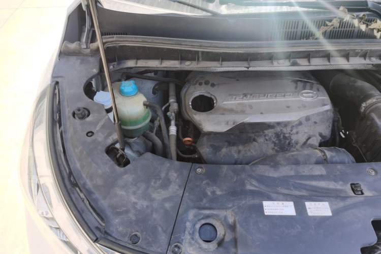 Used GAC Trumpchi M8 2018 320T Luxury Edition Engine Bay Right