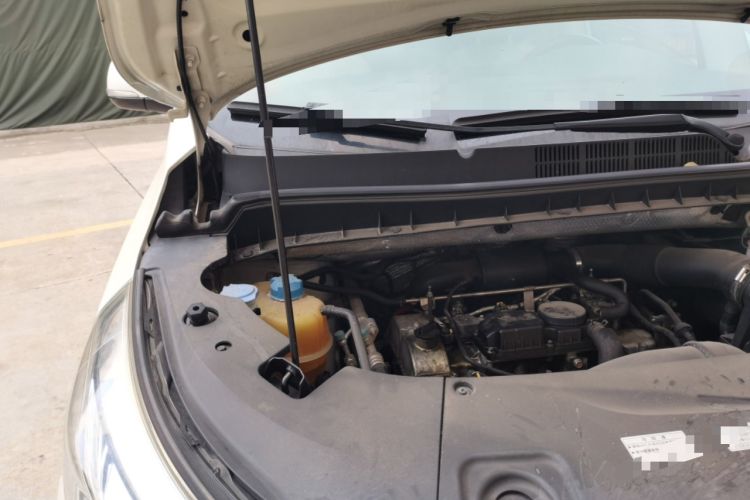 Used GAC Trumpchi M8 2018 320T Luxury Edition Engine Bay Right