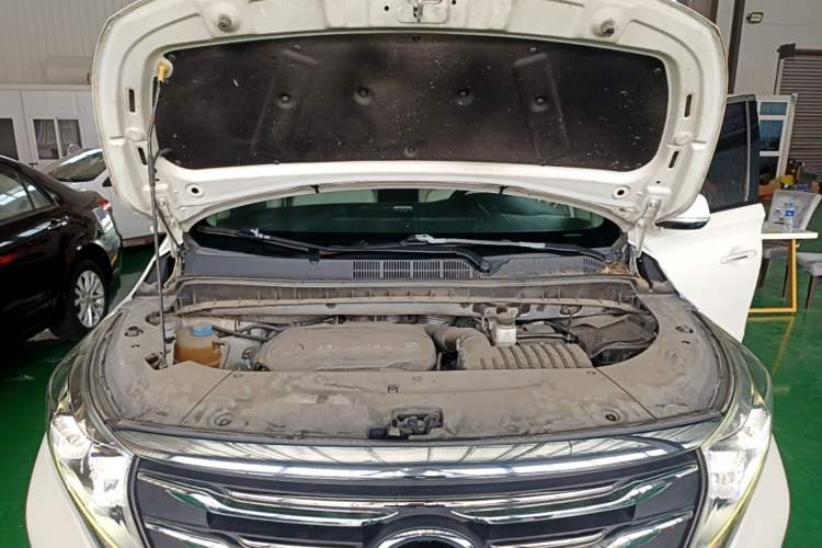 Used GAC Trumpchi M8 2018 320T Luxury Edition Engine Bay
