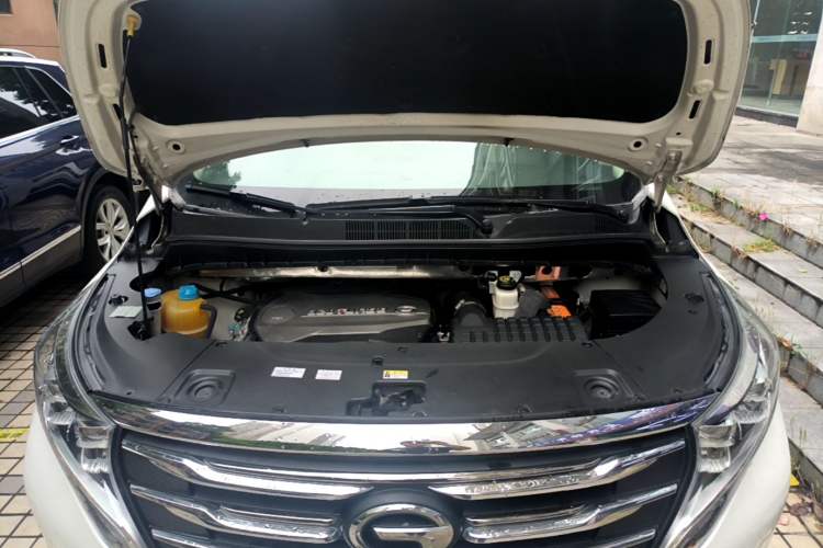 Used GAC Trumpchi M8 2018 320T Luxury Edition Engine Bay