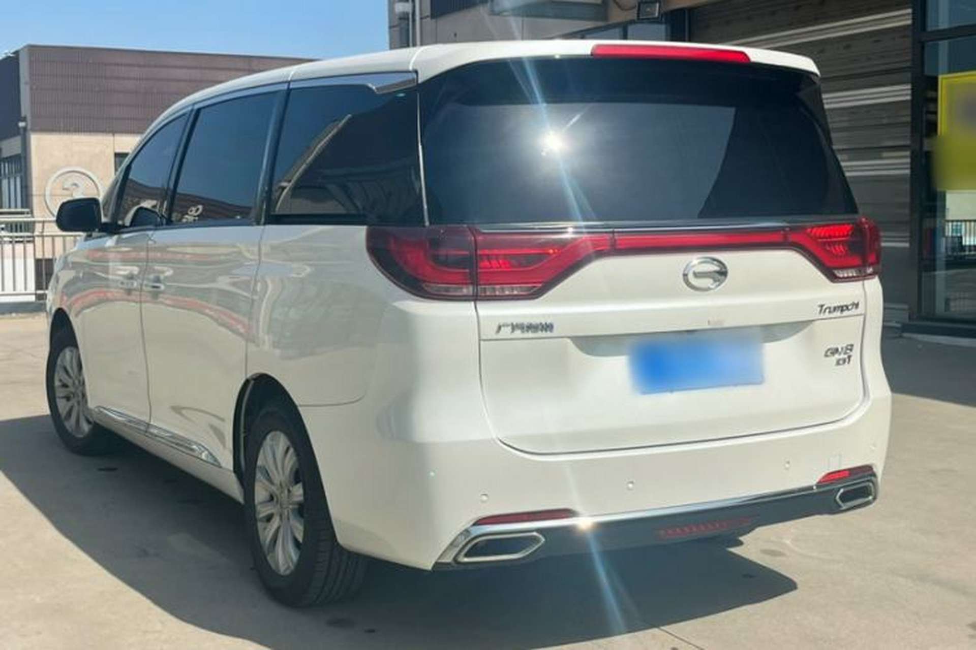Used GAC Trumpchi M8 2018 320T Luxury Edition Exterior 3