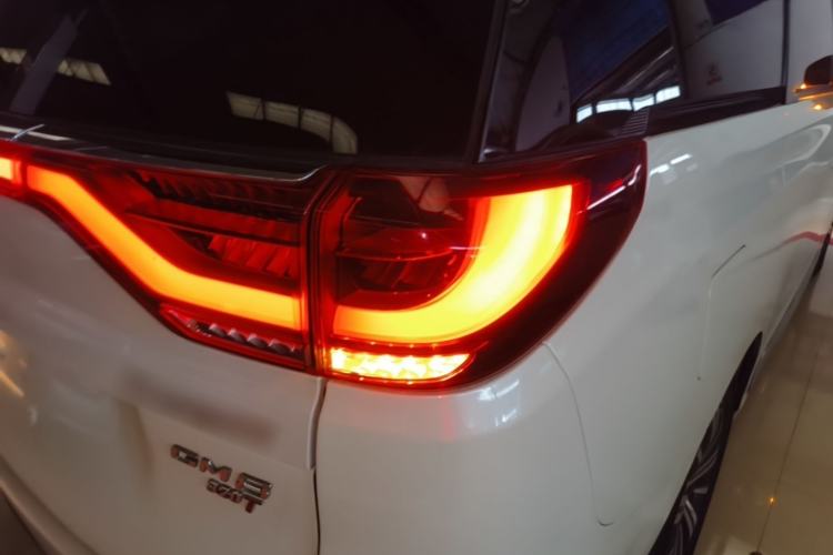 Used GAC Trumpchi M8 2018 320T Luxury Edition Exterior 3