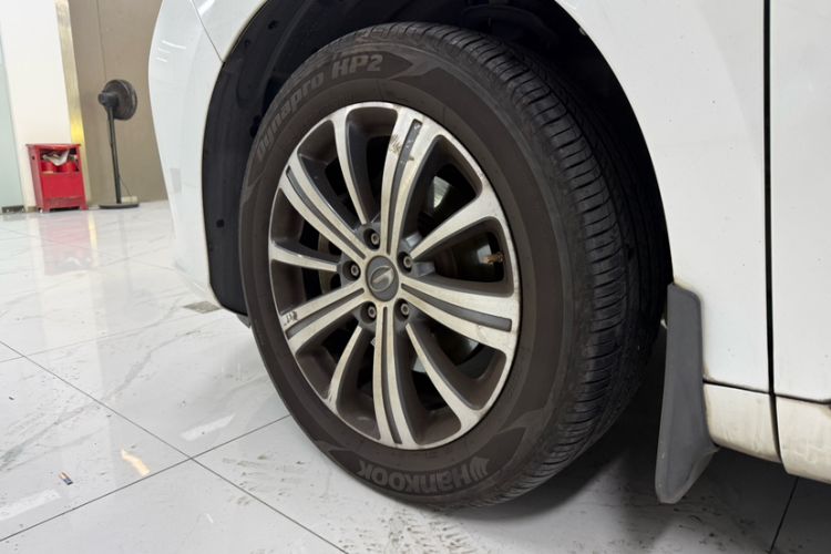 Used GAC Trumpchi M8 2018 320T Luxury Edition Exterior 4