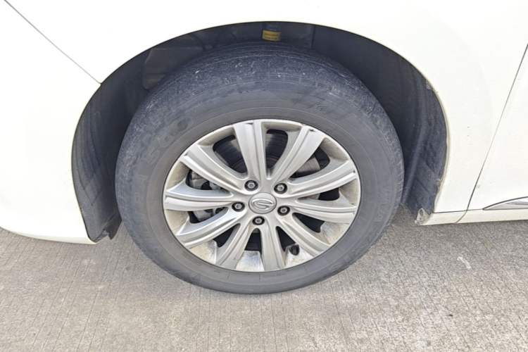 Used GAC Trumpchi M8 2018 320T Luxury Edition Exterior 4