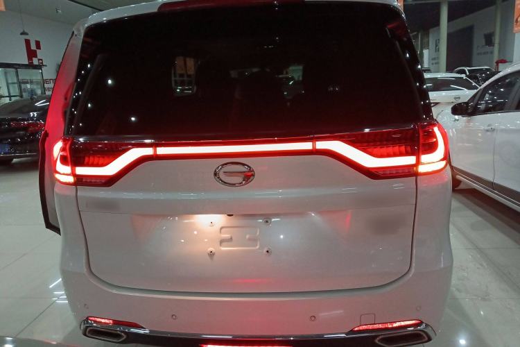 Used GAC Trumpchi M8 2018 320T Luxury Edition Exterior 4