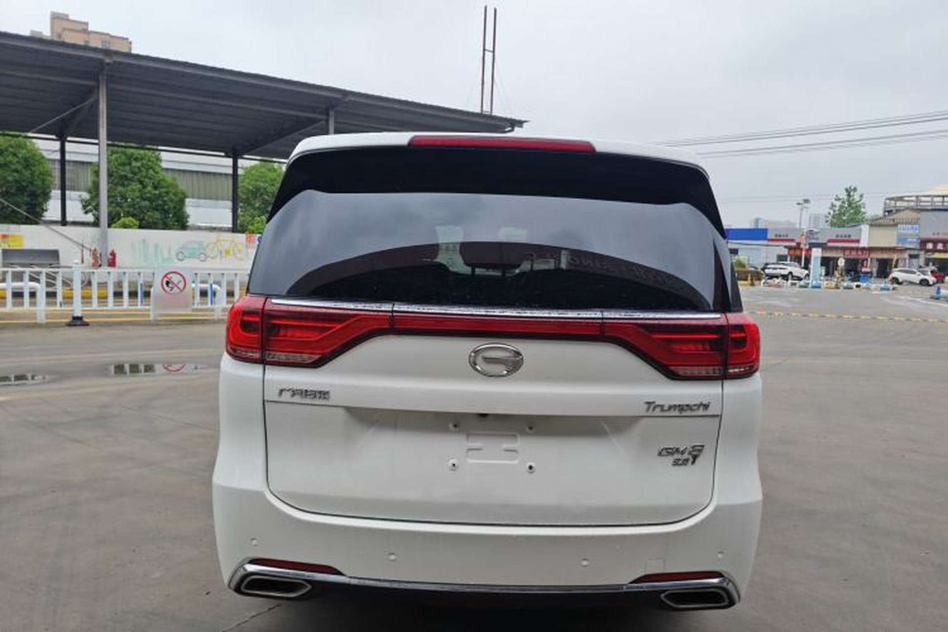 Used GAC Trumpchi M8 2018 320T Luxury Edition Exterior 5