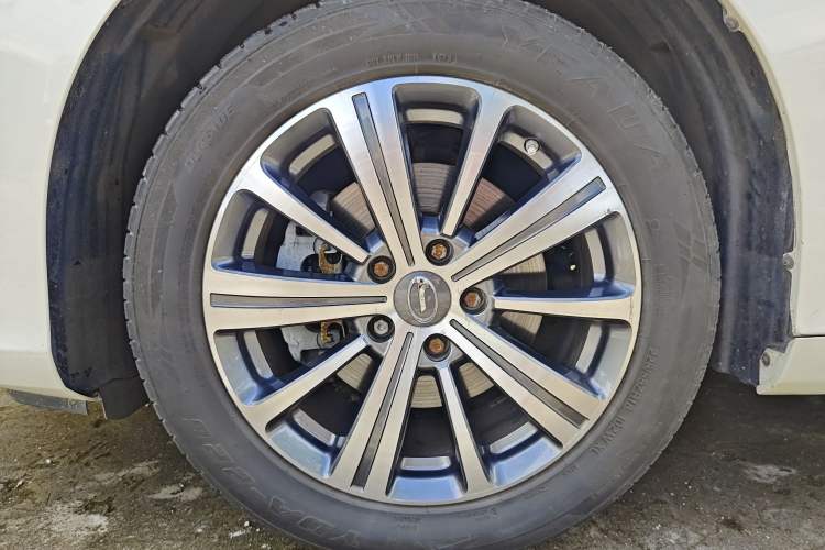 Used GAC Trumpchi M8 2018 320T Flagship Edition Exterior 7