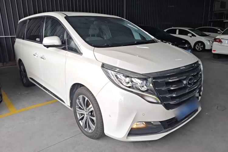 Used GAC Trumpchi M8 2018 320T Flagship Edition Front Right 45 Deg