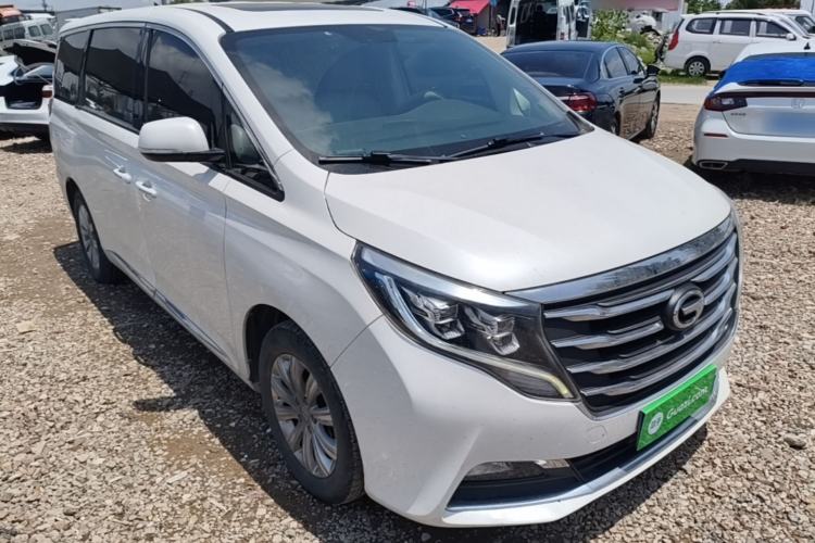 Used GAC Trumpchi M8 2018 320T Luxury Edition Front Right 45 Deg