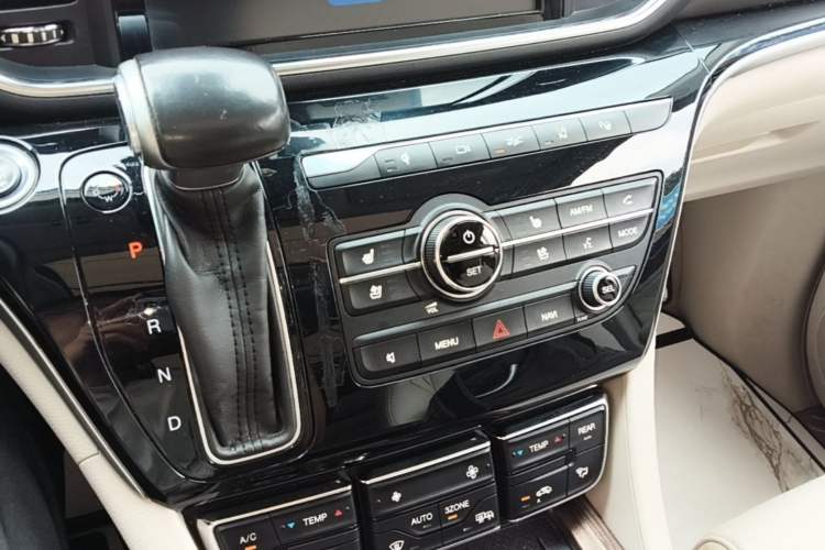 Used GAC Trumpchi M8 2018 320T Flagship Edition Gear Lever