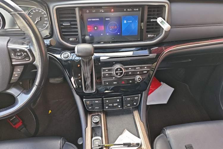 Used GAC Trumpchi M8 2018 320T Luxury Edition Gear Lever