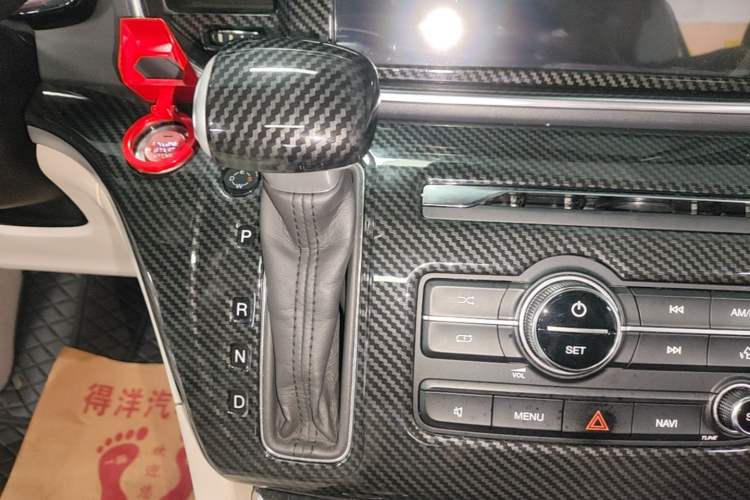 Used GAC Trumpchi M8 2018 320T Luxury Edition Gear Lever