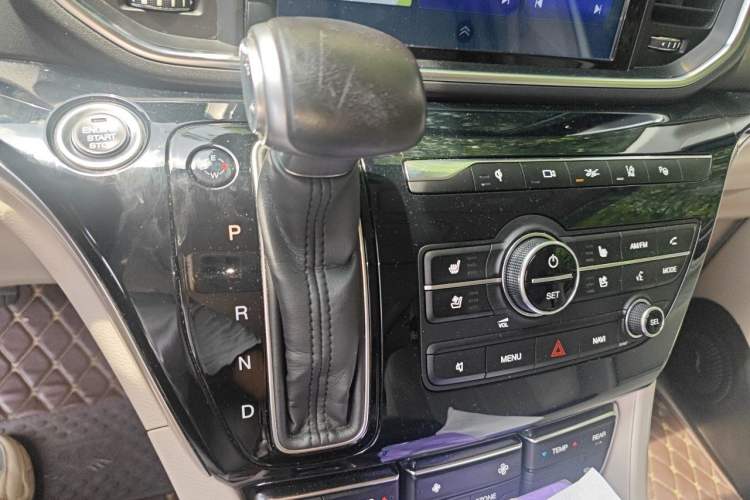 Used GAC Trumpchi M8 2018 320T Flagship Edition Gear Lever
