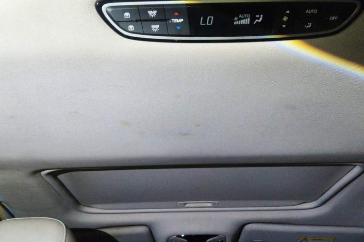 Used GAC Trumpchi M8 2018 320T Luxury Edition Headliner