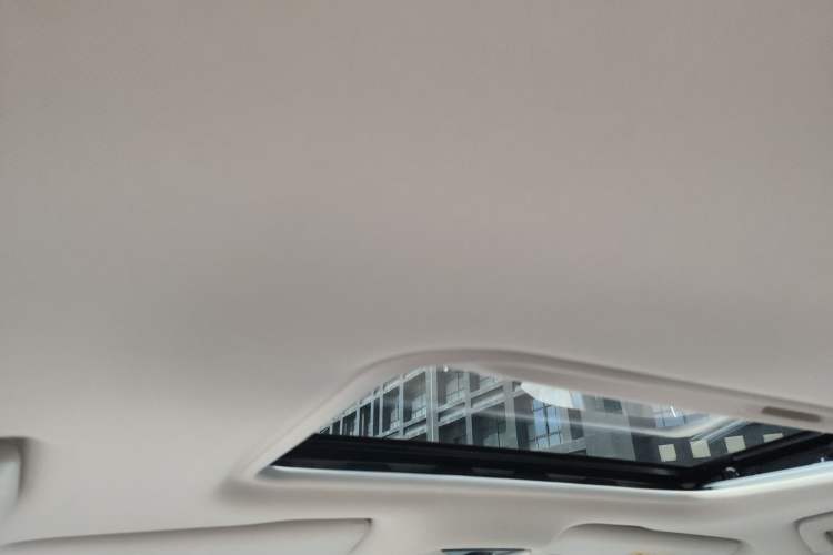 Used GAC Trumpchi M8 2018 320T Luxury Edition Headliner