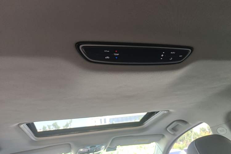 Used GAC Trumpchi M8 2018 320T Luxury Edition Headliner