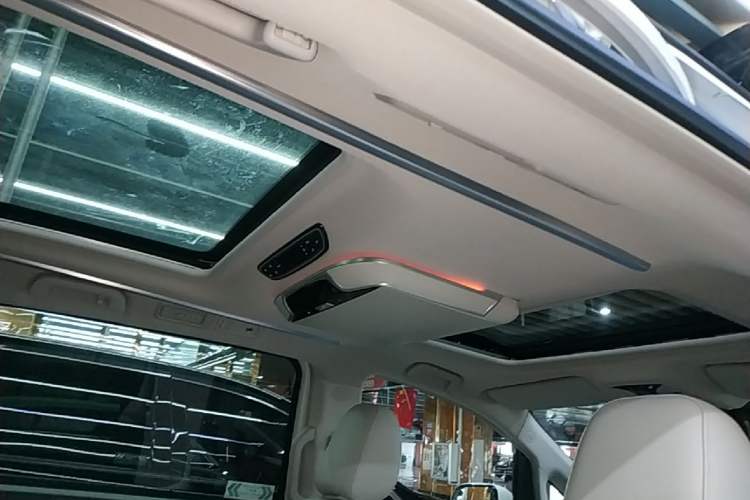 Used GAC Trumpchi M8 2018 320T Luxury Edition Headliner