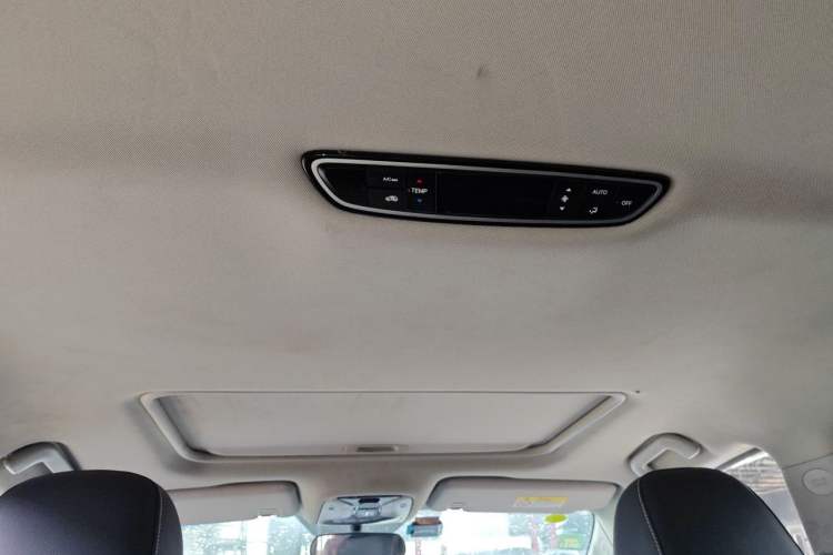 Used GAC Trumpchi M8 2018 320T Luxury Edition Headliner