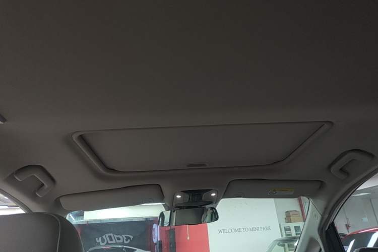 Used GAC Trumpchi M8 2018 320T Luxury Edition Headliner