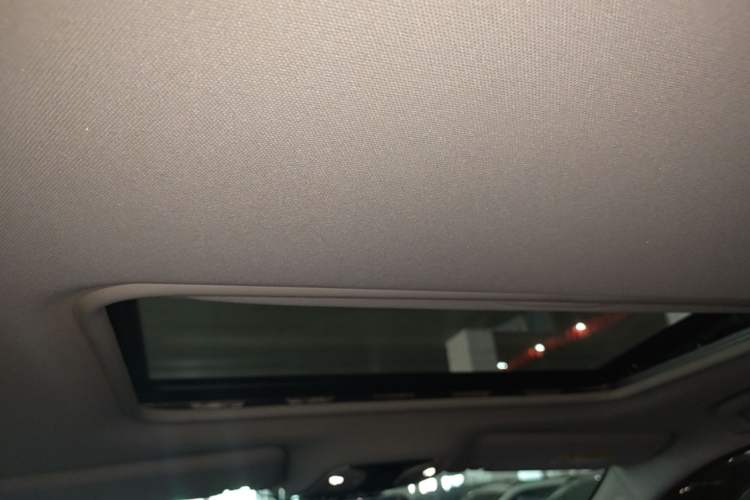 Used GAC Trumpchi M8 2018 320T Luxury Edition Headliner