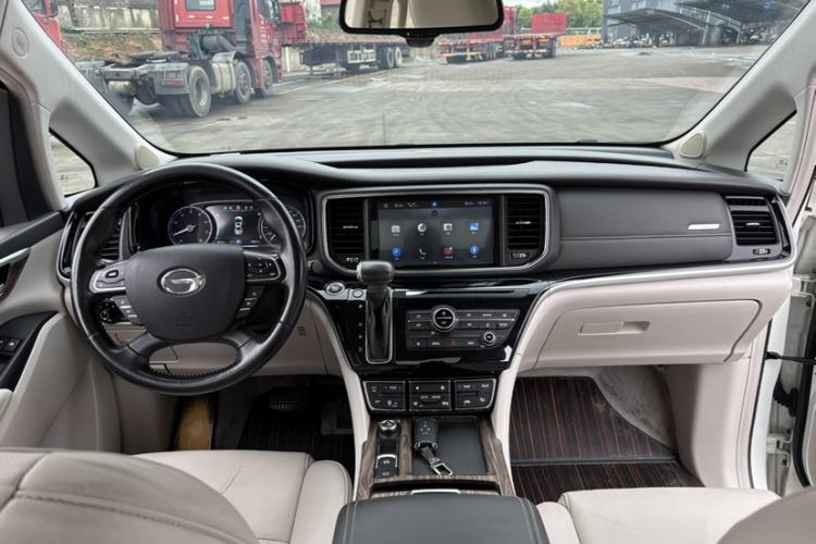 Used GAC Trumpchi M8 2018 320T Luxury Edition Interior 1