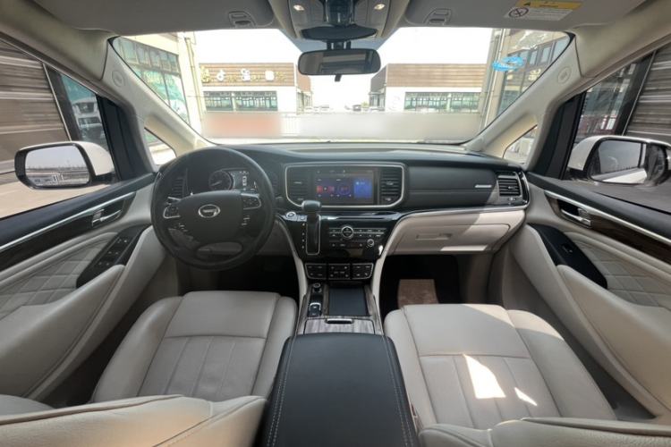 Used GAC Trumpchi M8 2018 320T Luxury Edition Interior 1