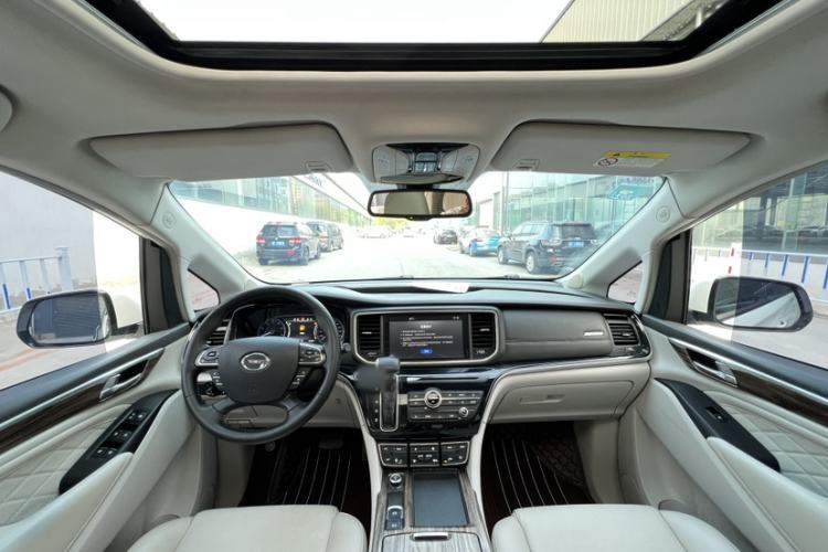 Used GAC Trumpchi M8 2018 320T Luxury Edition Interior 2