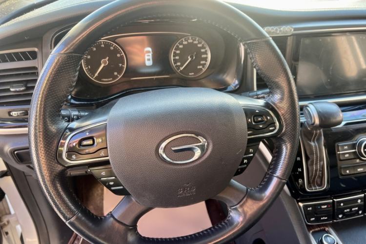 Used GAC Trumpchi M8 2018 320T Luxury Edition Interior 2