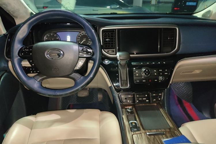 Used GAC Trumpchi M8 2018 320T Flagship Edition Interior 2