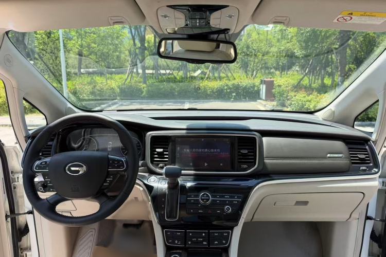 Used GAC Trumpchi M8 2018 320T Luxury Edition Interior 2