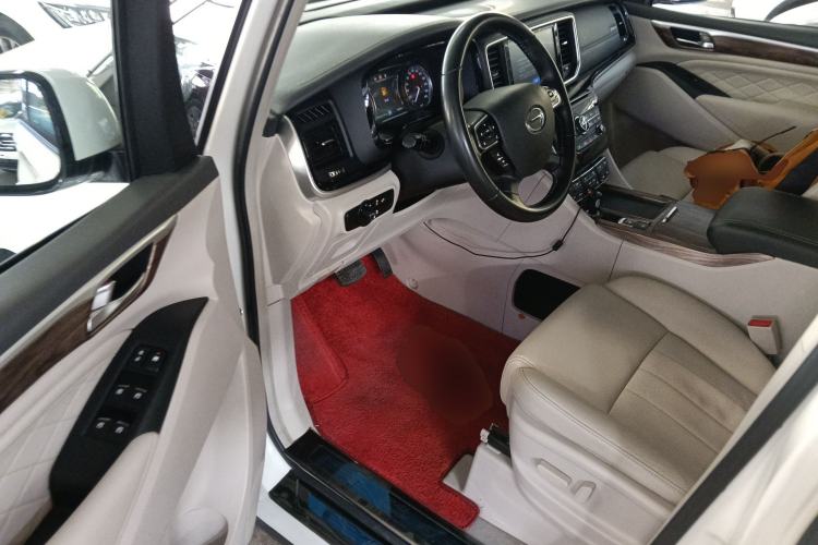 Used GAC Trumpchi M8 2018 320T Luxury Edition Interior 3