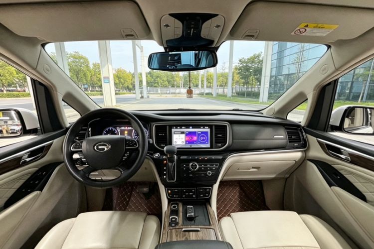 Used GAC Trumpchi M8 2018 320T Flagship Edition Interior 3