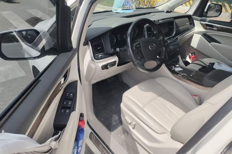 Used GAC Trumpchi M8 2018 320T Luxury Edition Interior 3
