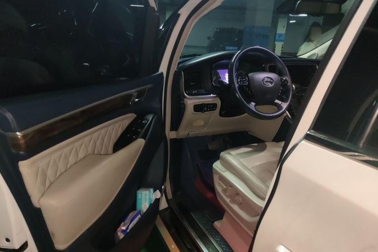 Used GAC Trumpchi M8 2018 320T Flagship Edition Interior 3