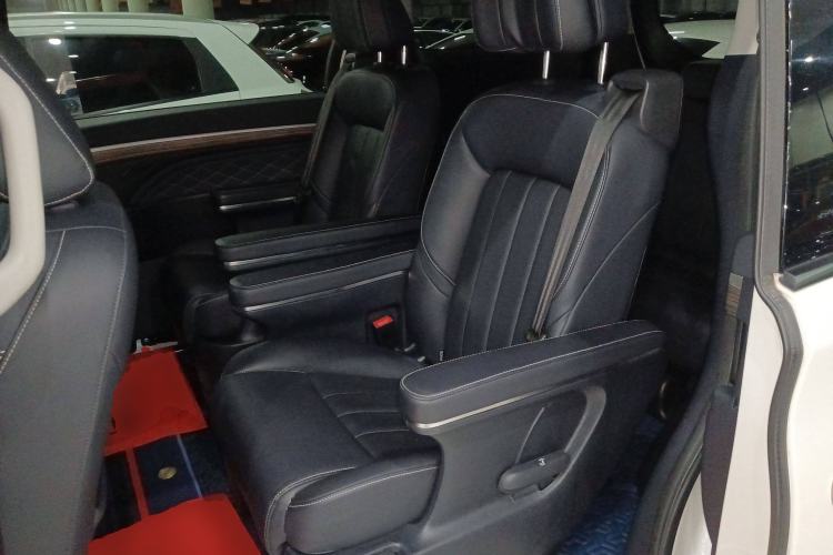 Used GAC Trumpchi M8 2018 320T Luxury Edition Interior 4