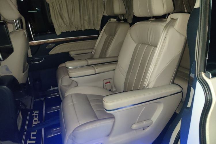 Used GAC Trumpchi M8 2018 320T Flagship Edition Interior 4