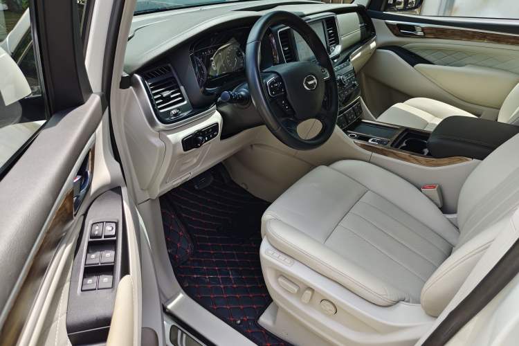 Used GAC Trumpchi M8 2018 320T Flagship Edition Interior 5