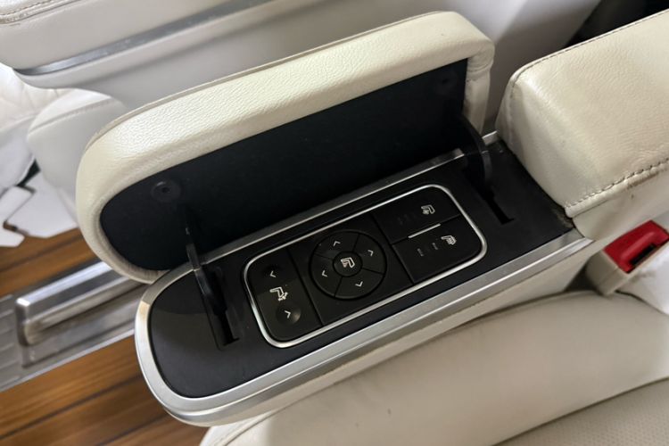 Used GAC Trumpchi M8 2018 320T Luxury Edition Interior 6