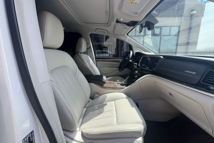 Used GAC Trumpchi M8 2018 320T Luxury Edition Interior 6