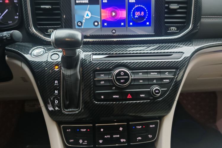 Used GAC Trumpchi M8 2018 320T Luxury Edition Interior 7