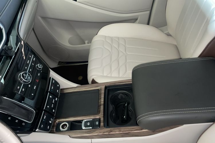 Used GAC Trumpchi M8 2018 320T Luxury Edition Interior 7