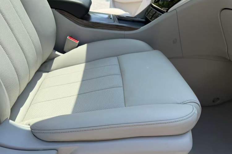 Used GAC Trumpchi M8 2018 320T Luxury Edition Interior 8