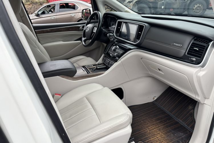 Used GAC Trumpchi M8 2018 320T Luxury Edition Interior 9