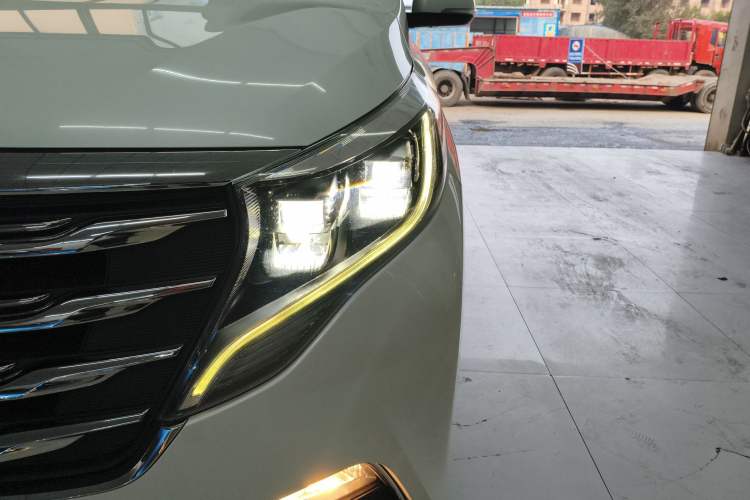 Used GAC Trumpchi M8 2018 320T Luxury Edition Left Front Headlight