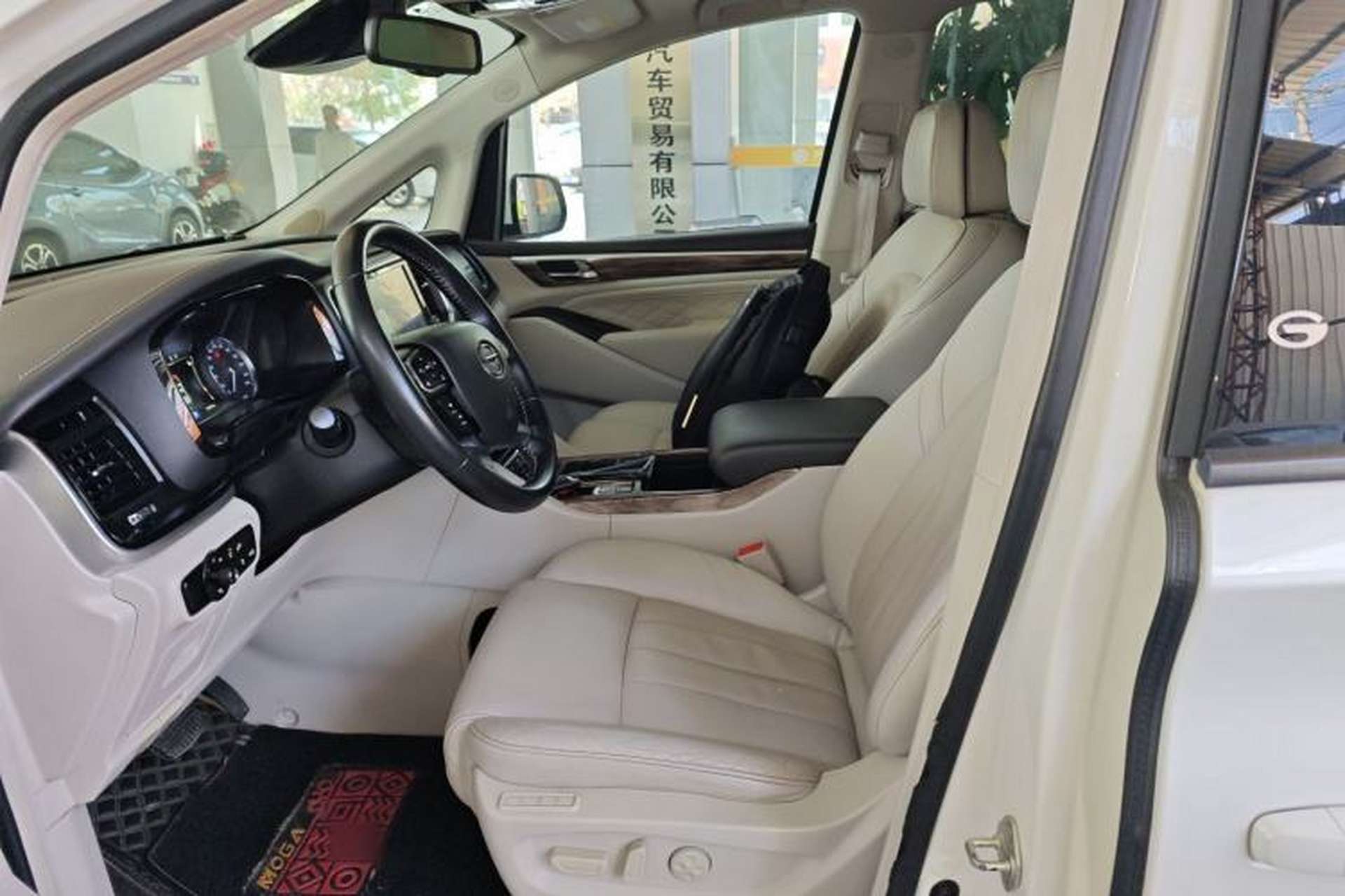 Used GAC Trumpchi M8 2018 320T Flagship Edition Left Front Seat