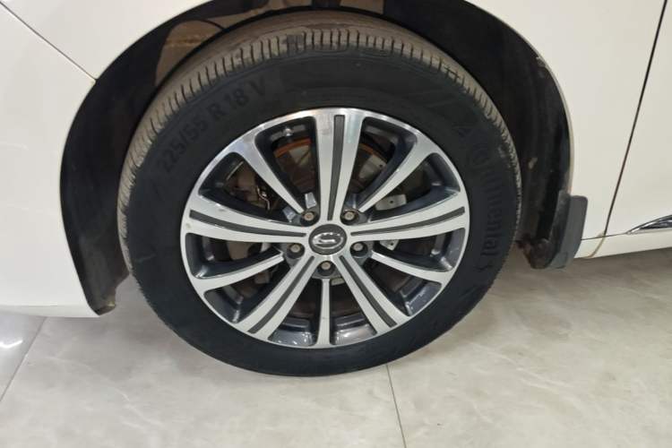 Used GAC Trumpchi M8 2018 320T Luxury Edition Left Front Wheel Hub