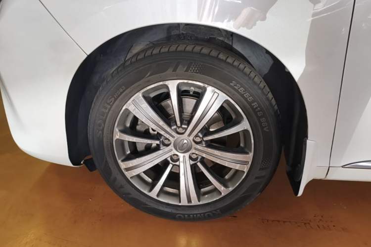 Used GAC Trumpchi M8 2018 320T Luxury Edition Left Front Wheel Hub
