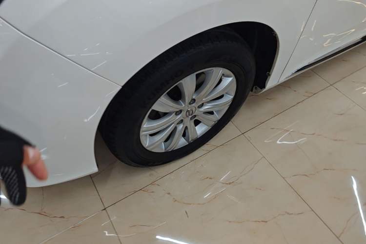 Used GAC Trumpchi M8 2018 320T Luxury Edition Left Front Wheel Hub
