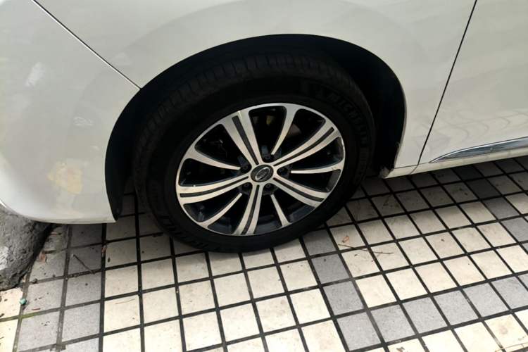 Used GAC Trumpchi M8 2018 320T Luxury Edition Left Front Wheel Hub